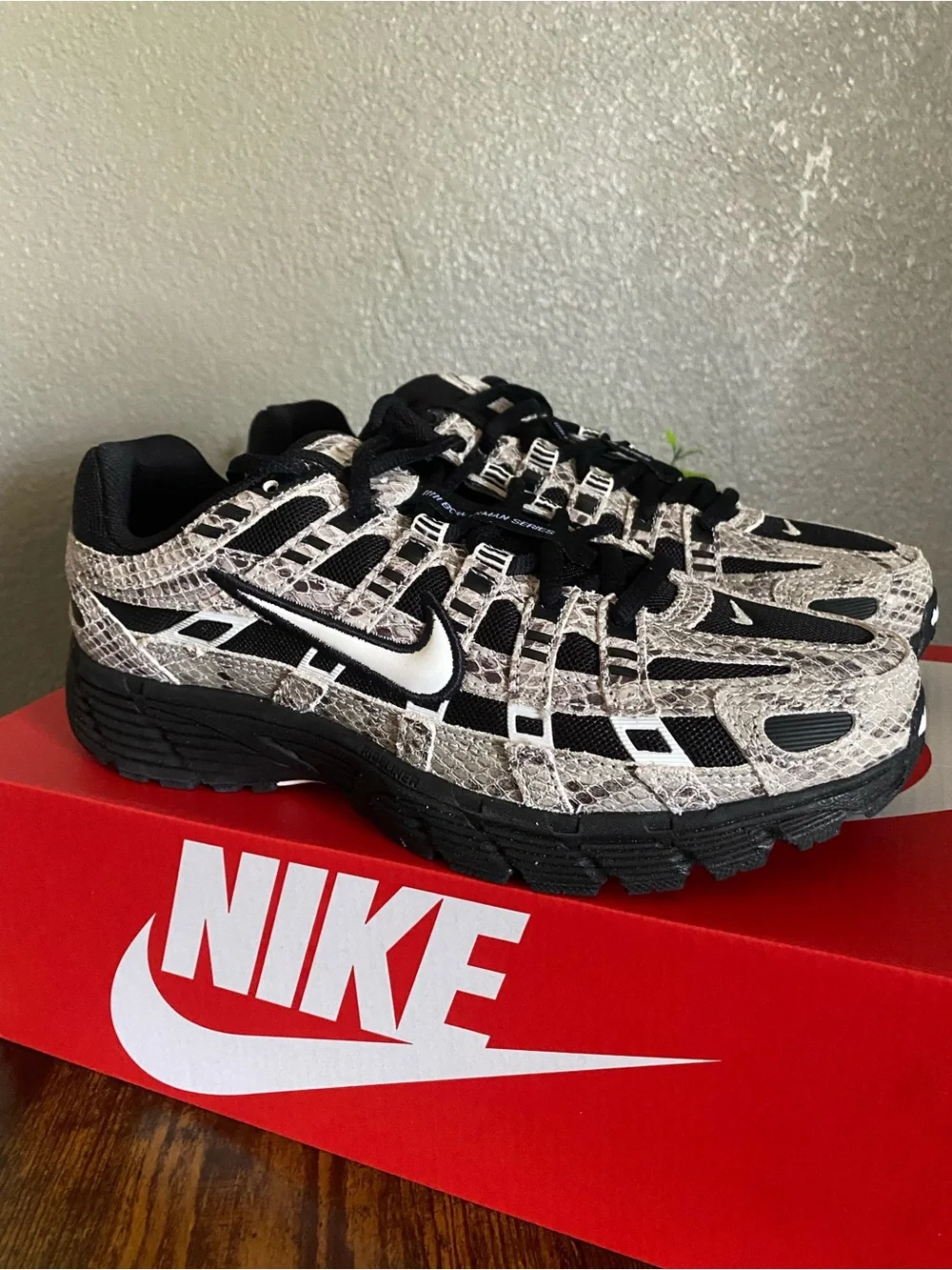 New SPECIAL EDITION Nike P-6000 Snakeskin